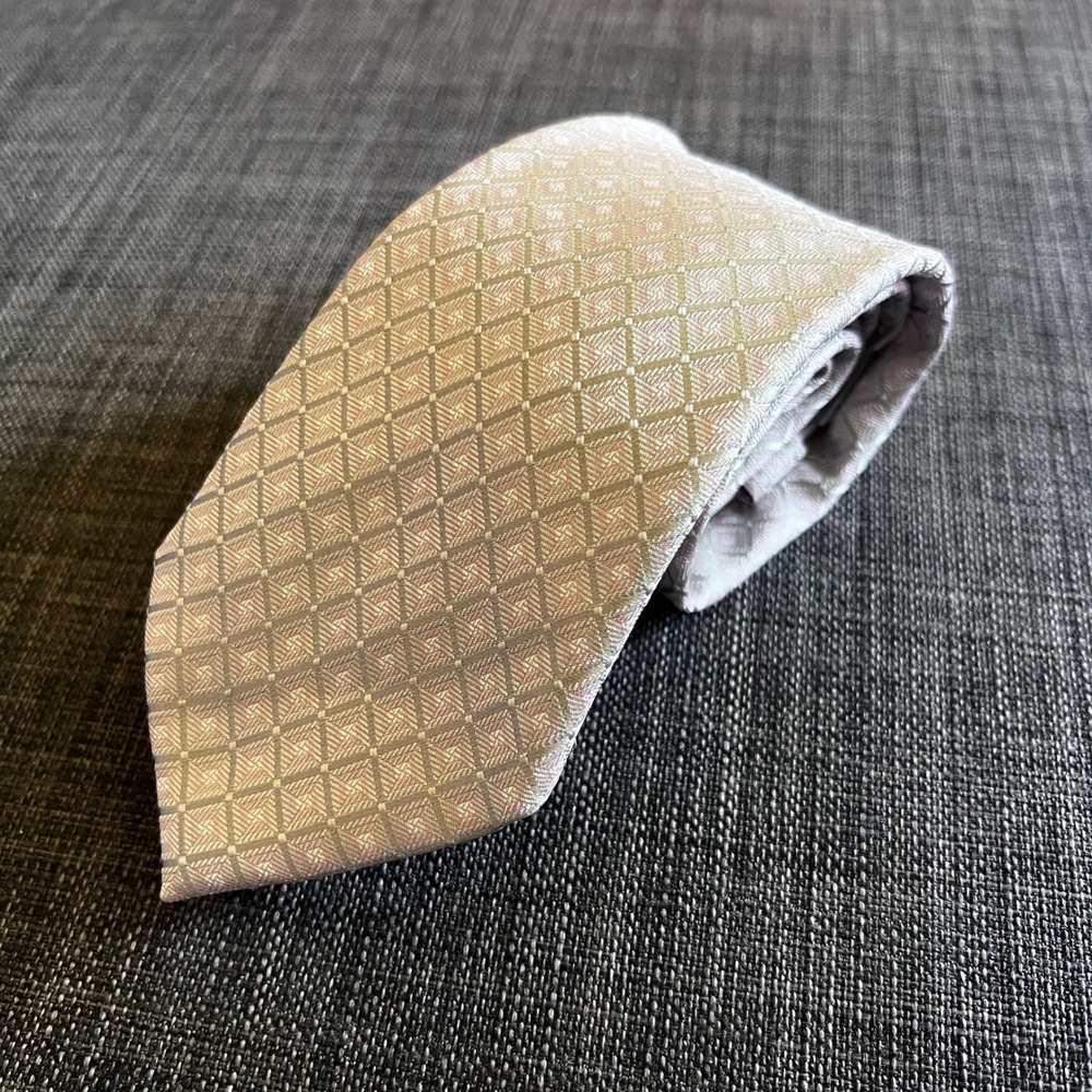 Michael Kors Mens Tie Diamond Geometric Patterned Silk Blend Tie 0330 NWT $69.50
